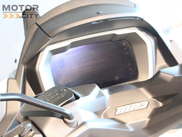 piaggio - mp3-530-hpe-advance-exlusive
