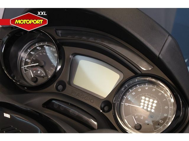 piaggio - mp3-deep-black-300