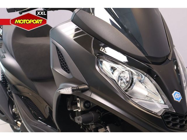 piaggio - mp3-deep-black-300