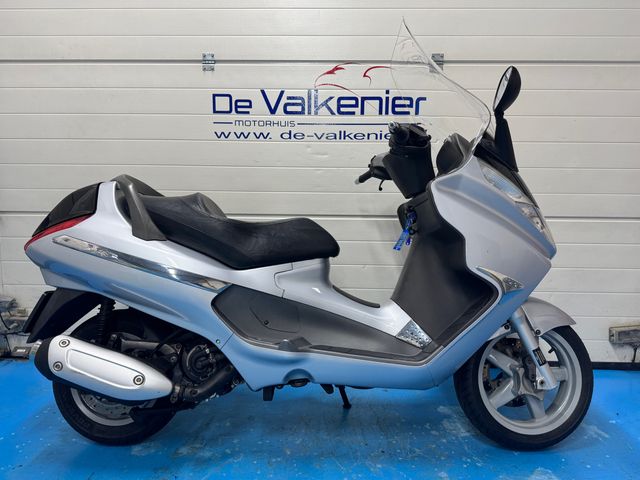 piaggio - x-8-200
