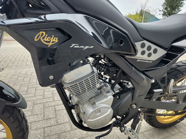 rieju - tango-125-i-scrambler