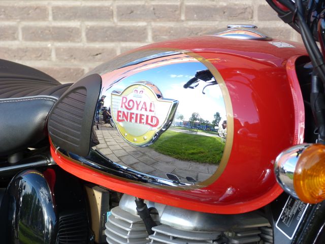 royal-enfield - classic-350