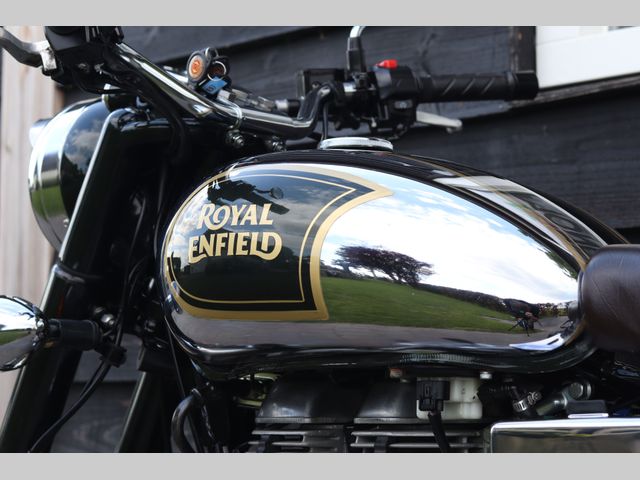 royal-enfield - classic-500-chrome