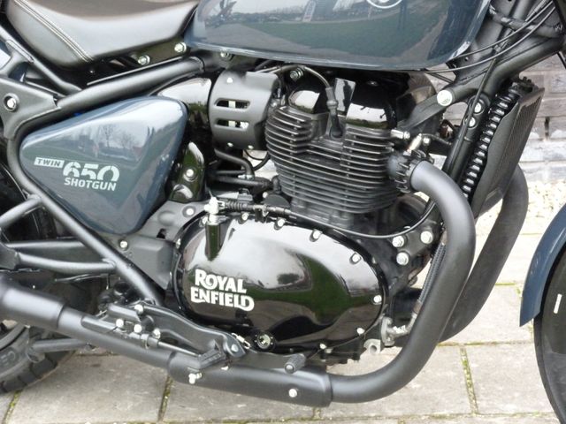 royal-enfield - shotgun-650