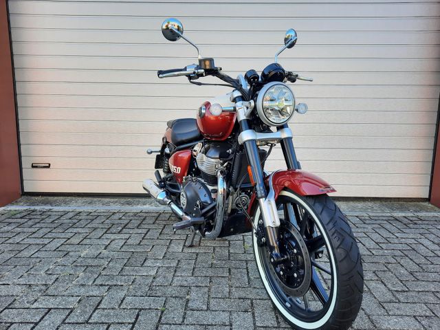 royal-enfield - super-meteor-650