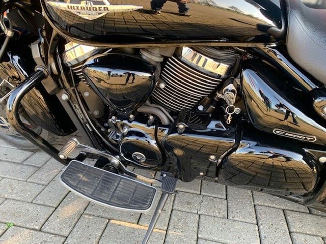 suzuki - 1500-intruder-lc