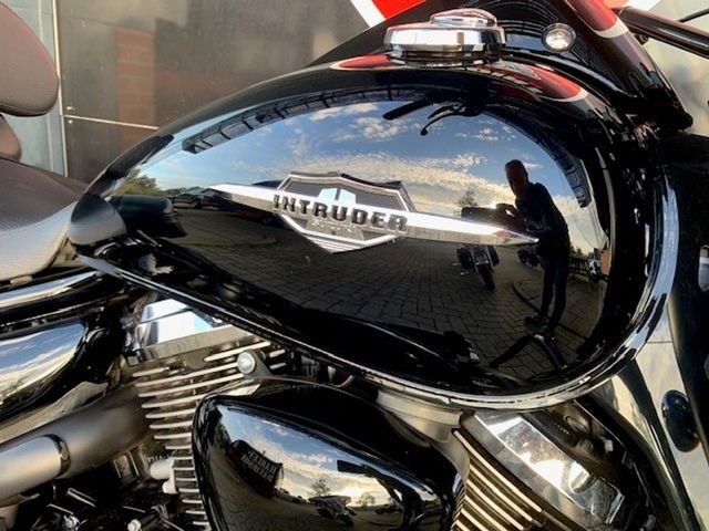 suzuki - 1500-intruder-lc