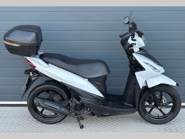 suzuki - address-110