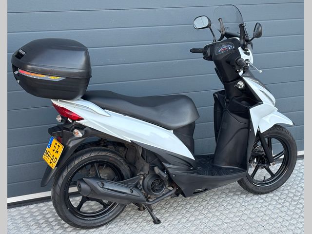 suzuki - address-110