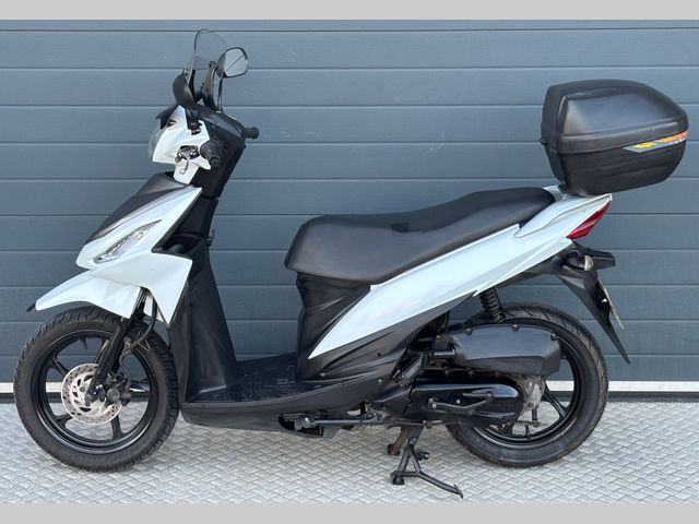 suzuki - address-110