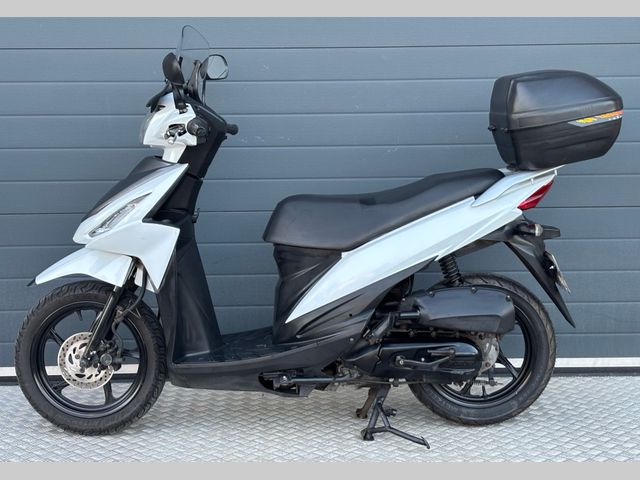 suzuki - address-110
