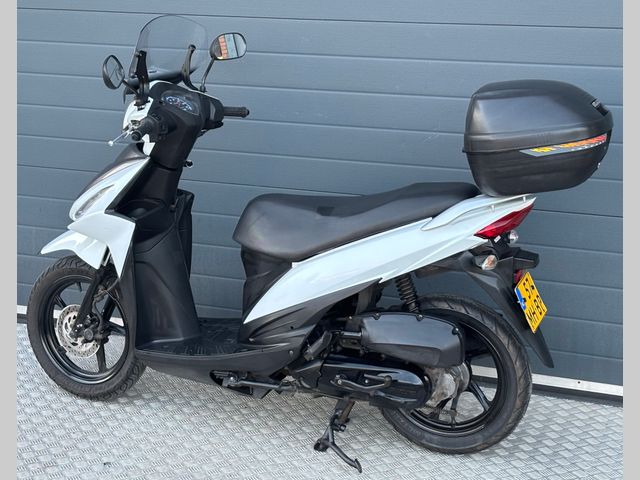 suzuki - address-110