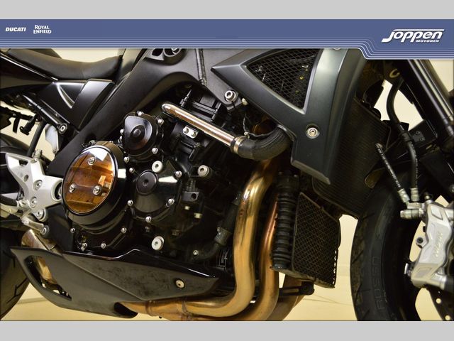 suzuki - b-king-1300