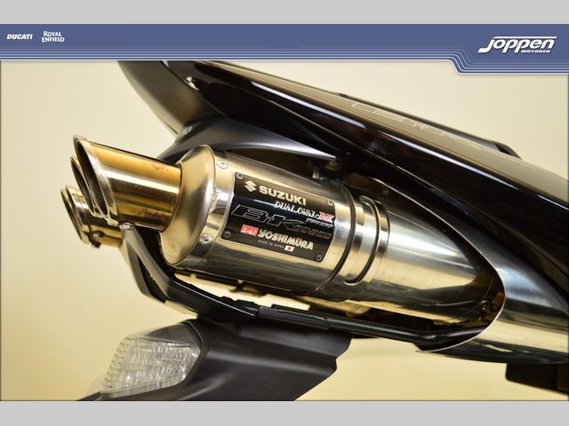suzuki - b-king-1300