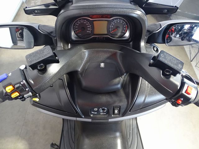 suzuki - burgman-650-a-executive