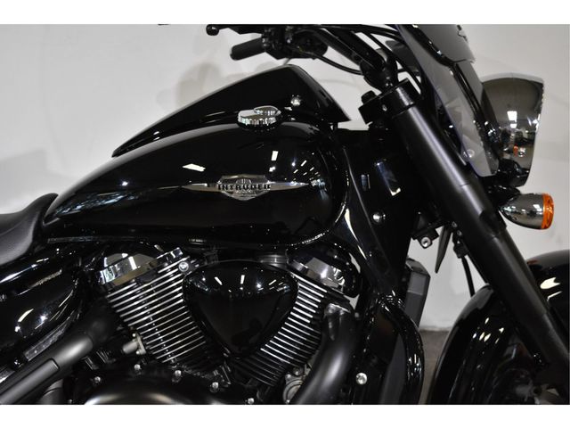 suzuki - c-1500-bt-intruder