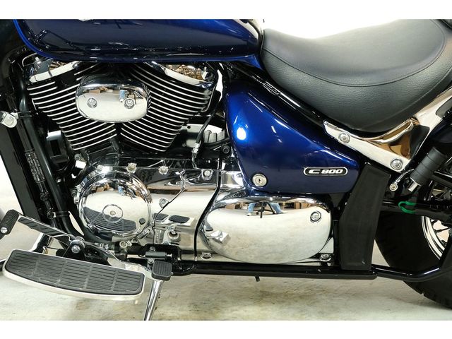 suzuki - c-800-intruder