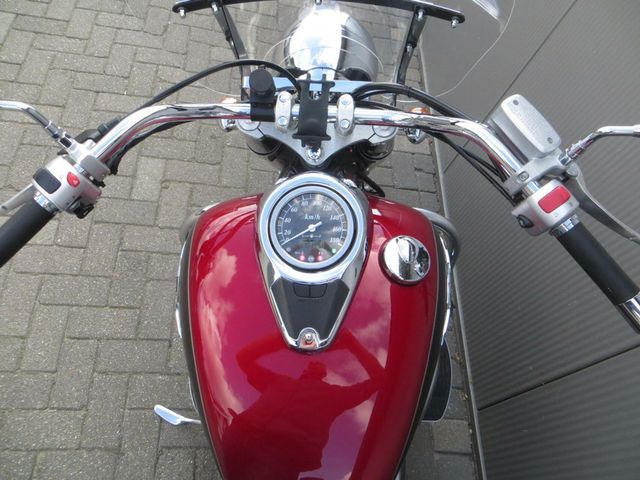 suzuki - c-800-intruder