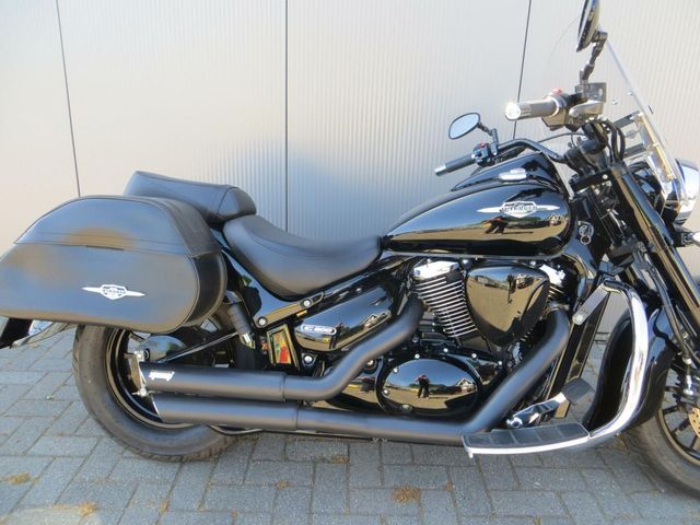 suzuki - c-800-intruder