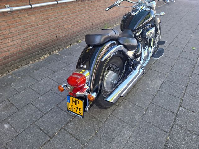 suzuki - c-800-intruder