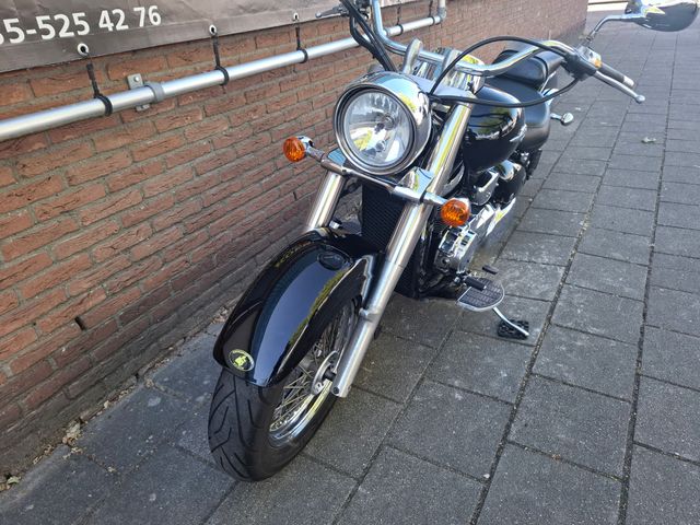 suzuki - c-800-intruder