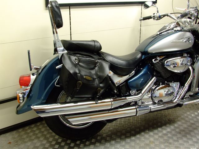 suzuki - c-800-intruder