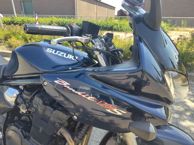 suzuki - gsf-1200-s-bandit