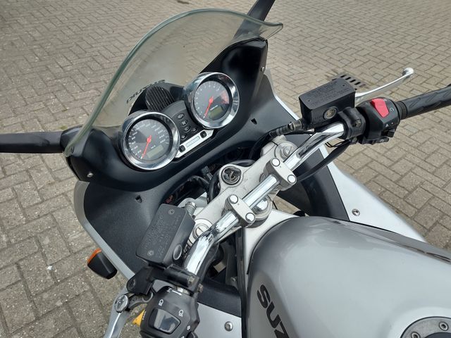 suzuki - gsf-1200-s-bandit