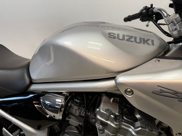 suzuki - gsf-600-s-bandit