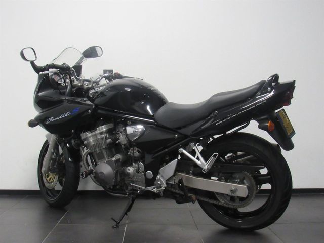 suzuki - gsf-600-s-bandit