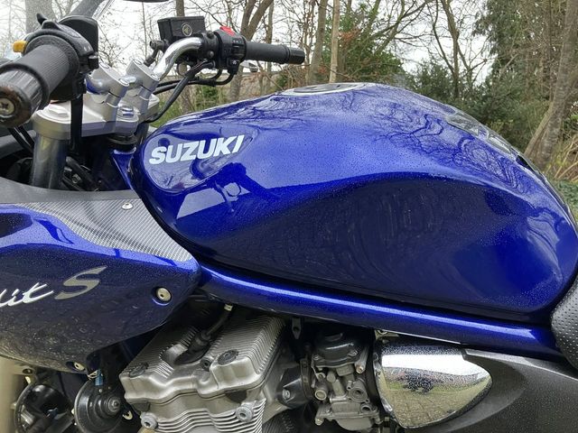 suzuki - gsf-600-s-bandit