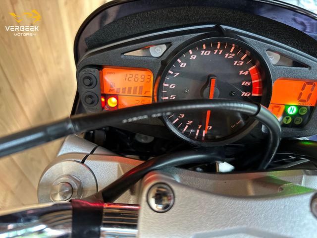 suzuki - gsr-600