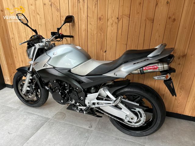 suzuki - gsr-600