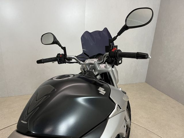 suzuki - gsr-600