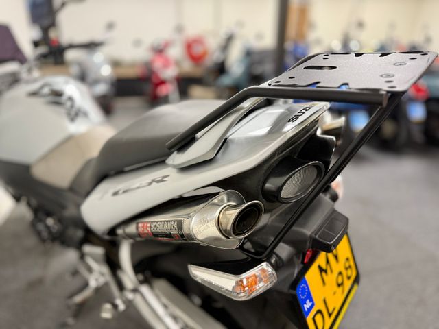 suzuki - gsr-600