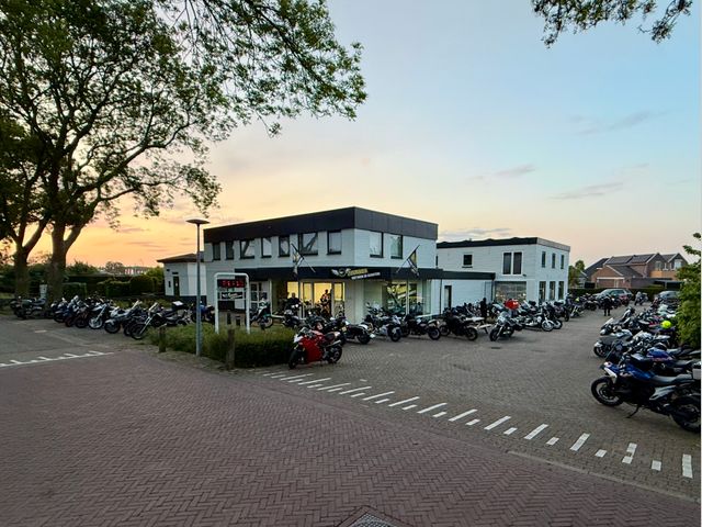 suzuki - gsr-600