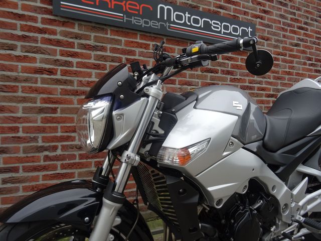suzuki - gsr-600