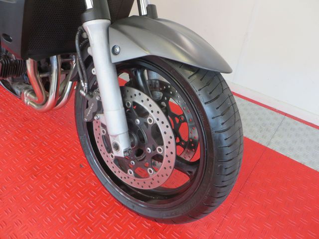 suzuki - gsr-600