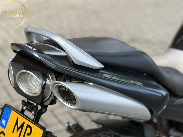 suzuki - gsr-600