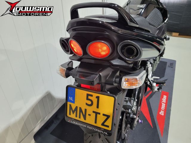 suzuki - gsr-600