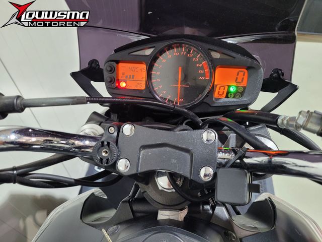 suzuki - gsr-600
