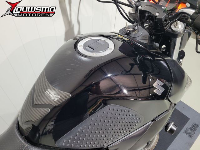 suzuki - gsr-600