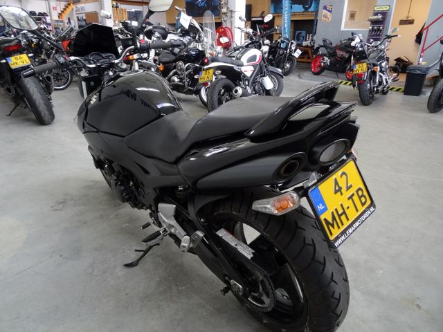 suzuki - gsr-600-a