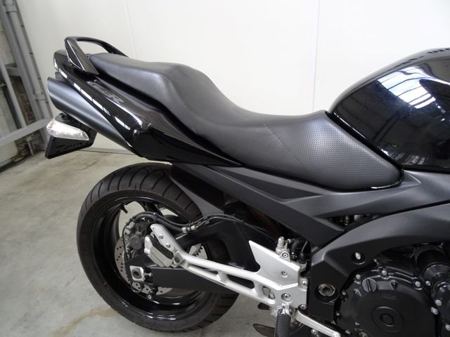 suzuki - gsr-600-a
