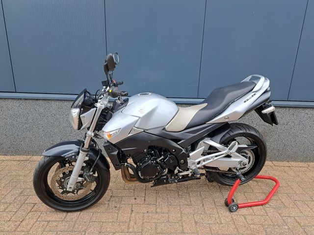 suzuki - gsr-600-a