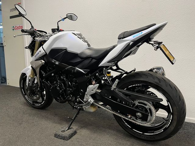 suzuki - gsr-750