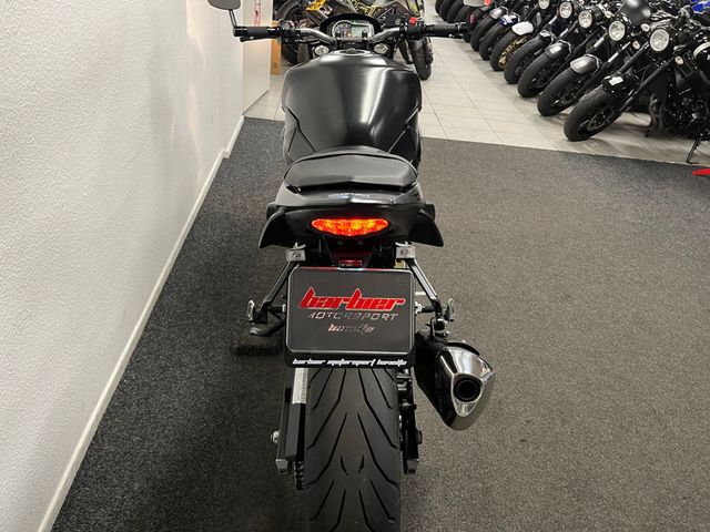 suzuki - gsr-750