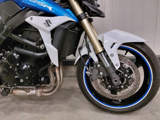 suzuki - gsr-750