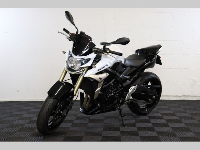 suzuki - gsr-750