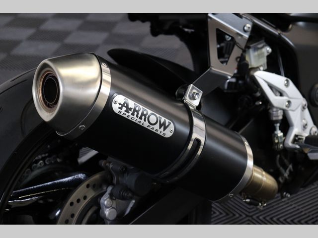 suzuki - gsr-750